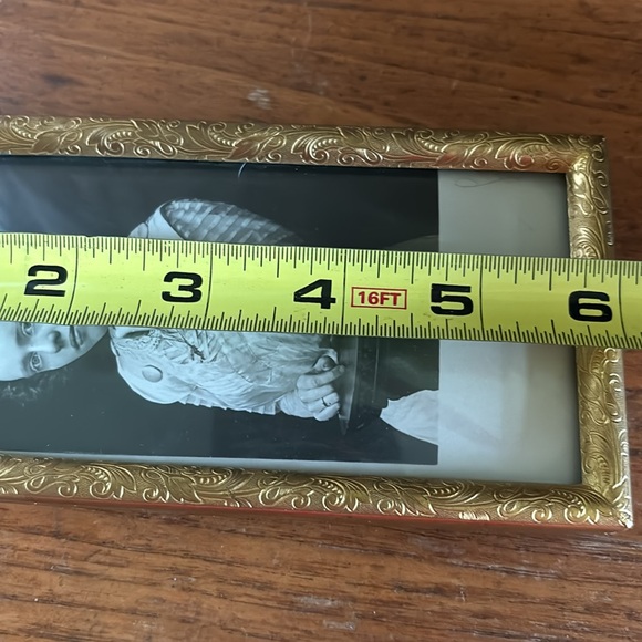 Antique K & Co. etched gold tone rectangular convex glass 6” x 3” picture frame - Picture 7 of 8